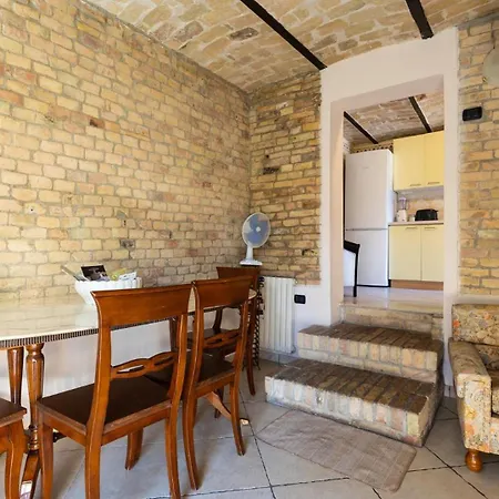 La Casa Sul Piazzale By Rentbeat Apartament *