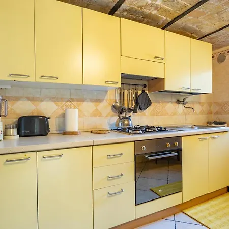 Appartamento La Casa Sul Piazzale By Rentbeat *