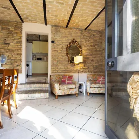 La Casa Sul Piazzale By Rentbeat Lejlighed *