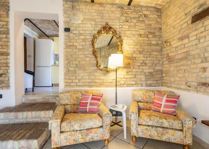 La Casa Sul Piazzale By Rentbeat Διαμέρισμα *