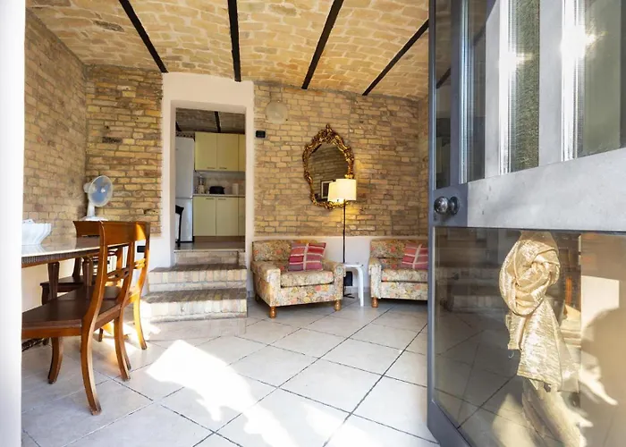 La Casa Sul Piazzale By Rentbeat Διαμέρισμα *